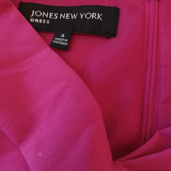 Pink Dress - Picture 2 of 3